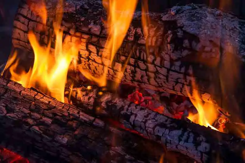 How to Keep Fire Pit Going